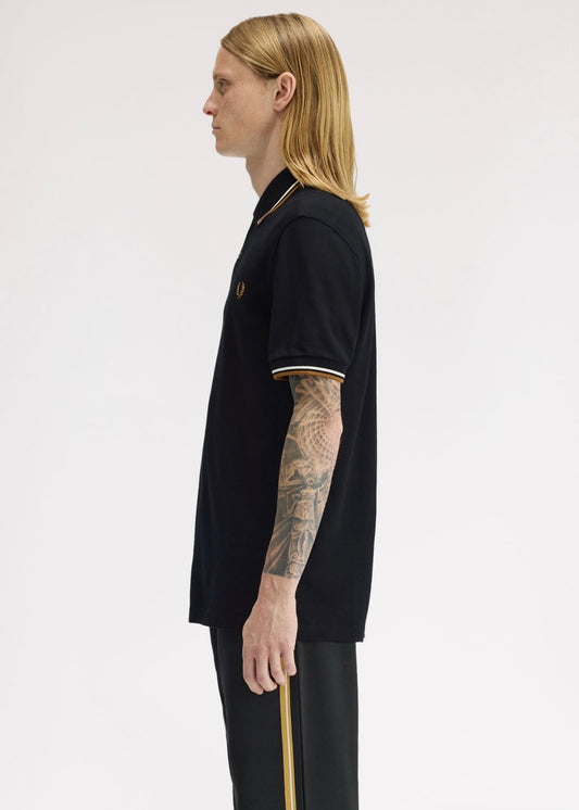 THE FRED PERRY POLO