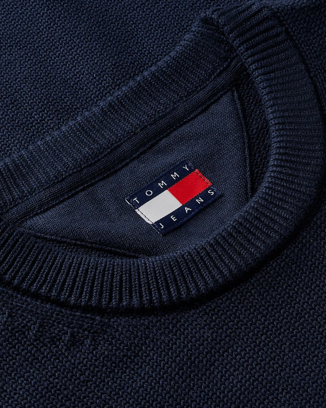 Jersey texturizado slim con logo