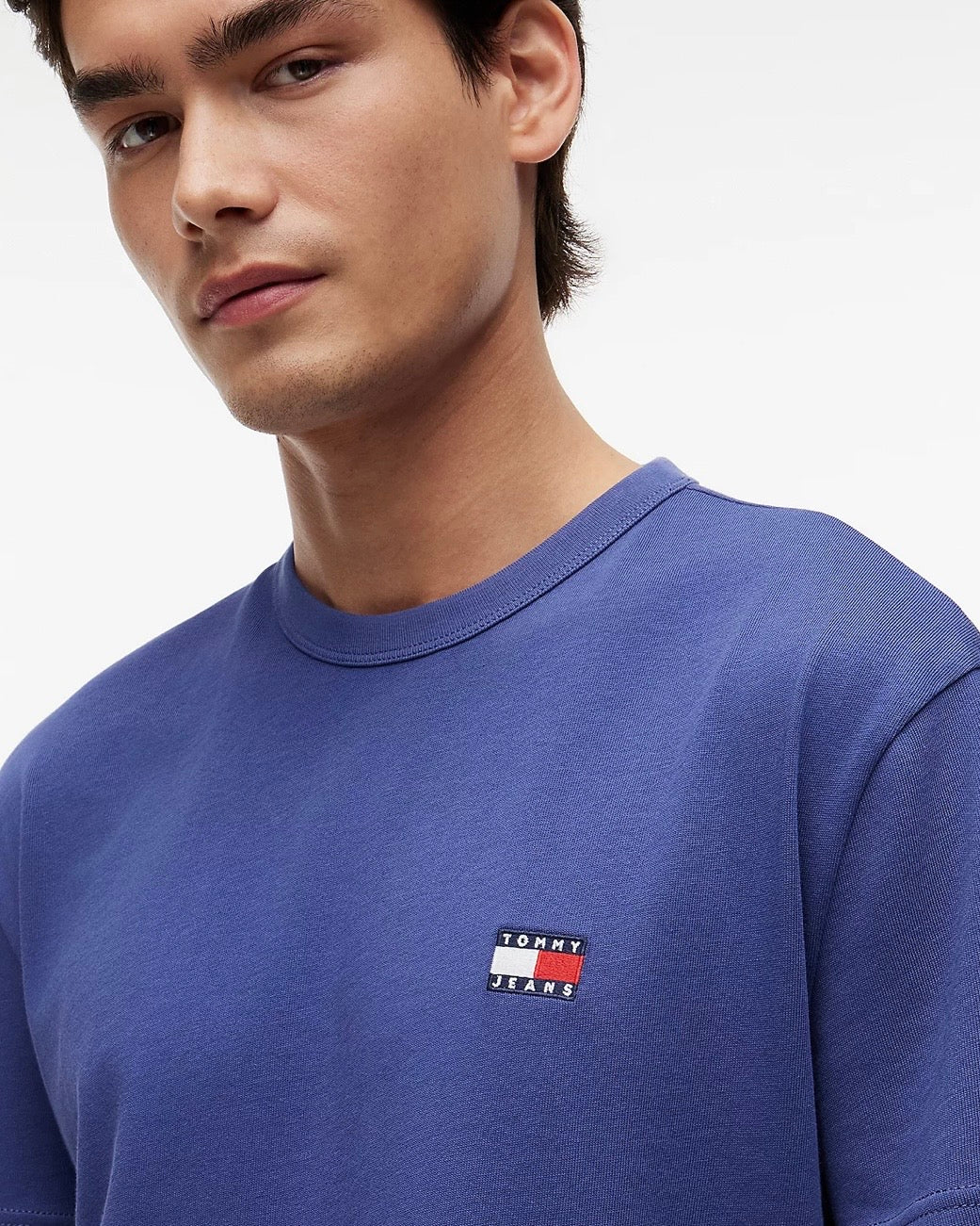 Camiseta con cuello redondo y parche de Tommy