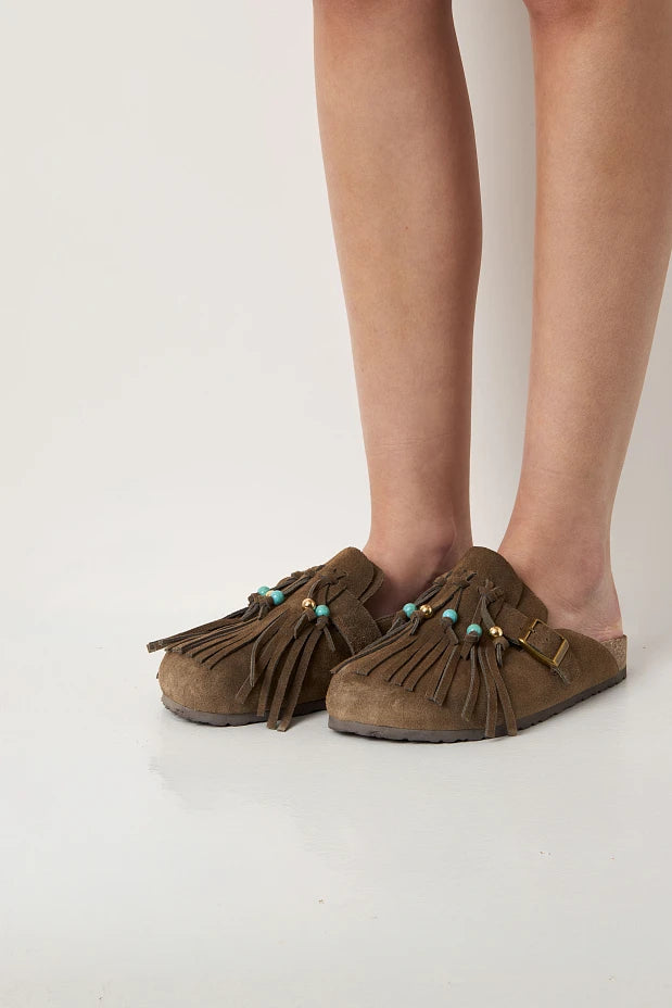 Fringed clogs