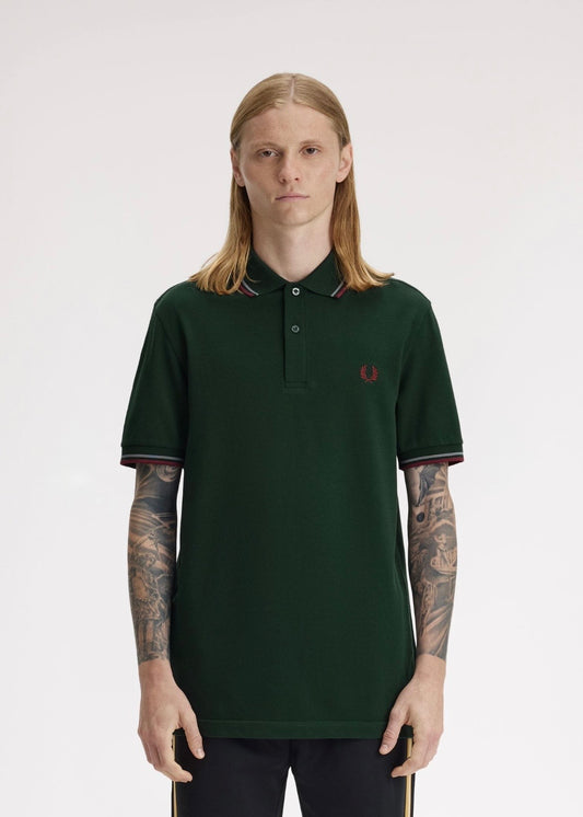 THE FRED PERRY POLO