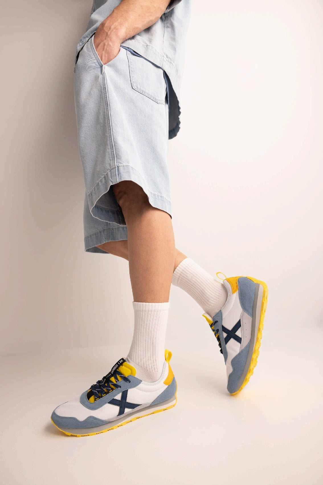 MUNICH UM 91 Zapatillas Retro Running Blanco y Gris