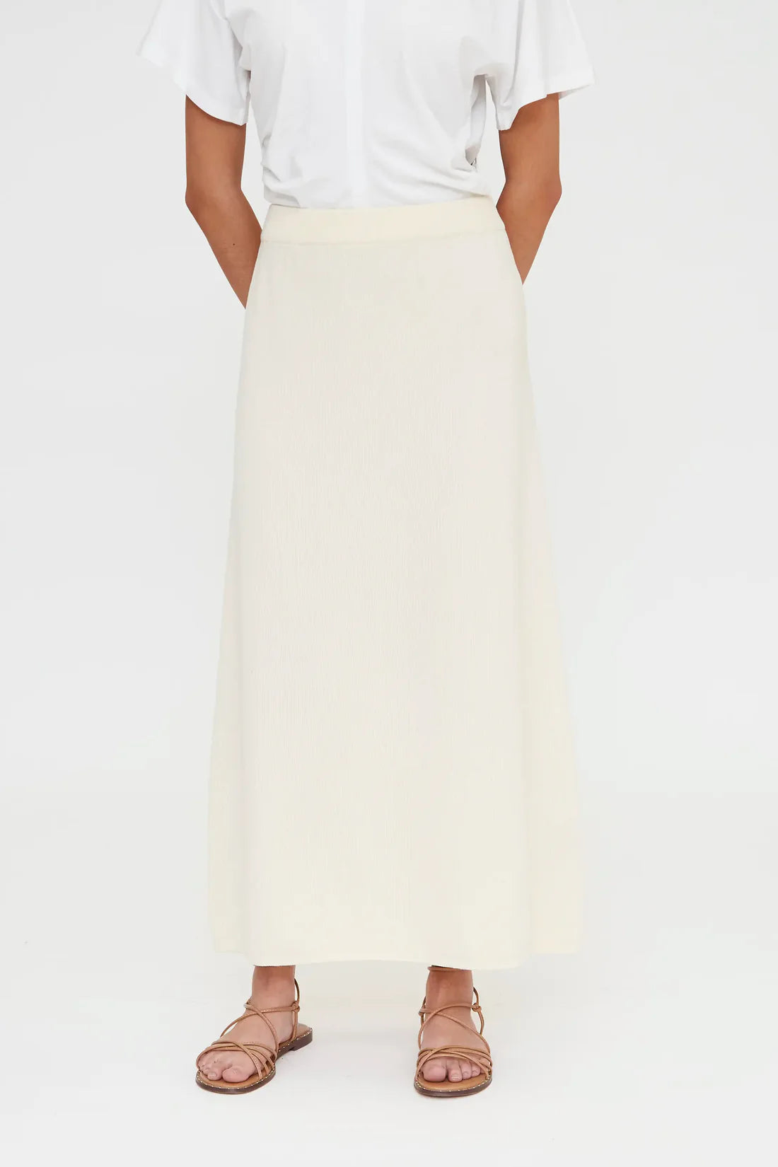 Falda larga blanca