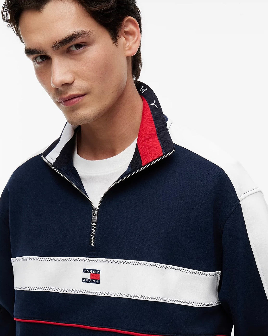 Sudadera color block con cremallera de un cuarto
