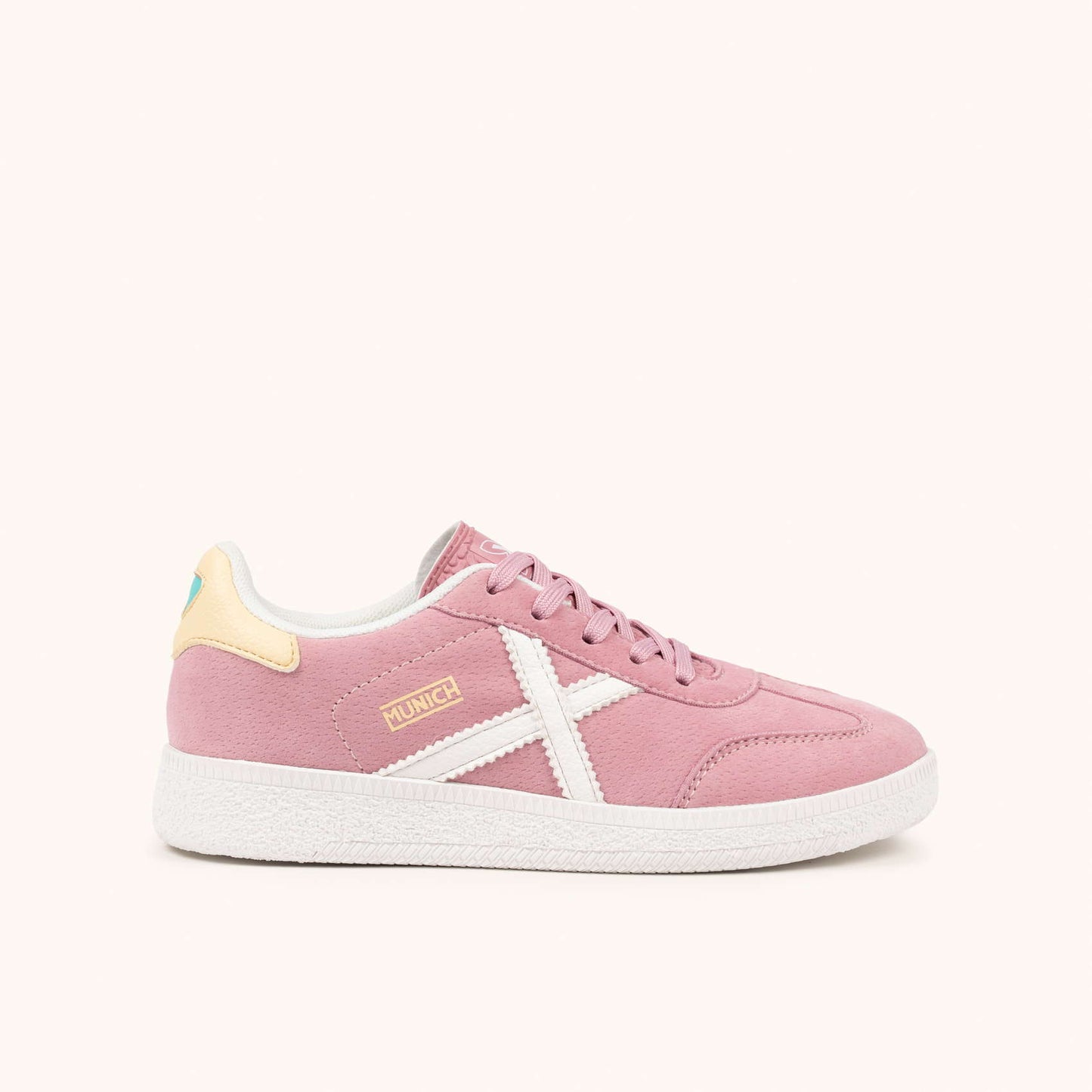 MUNICH MINI BARRU 18 Zapatillas Infantiles Rosa Pastel con Cordones y Detalles en Crema