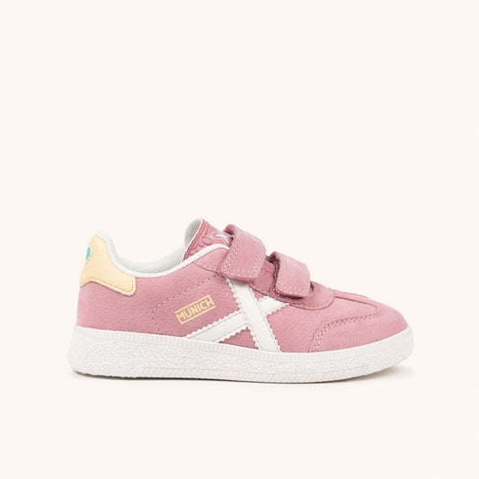 MUNICH MINI BARRU VCO 18 Zapatillas Infantiles Rosa Pastel con Velcro y Detalles en Blanco y Crema